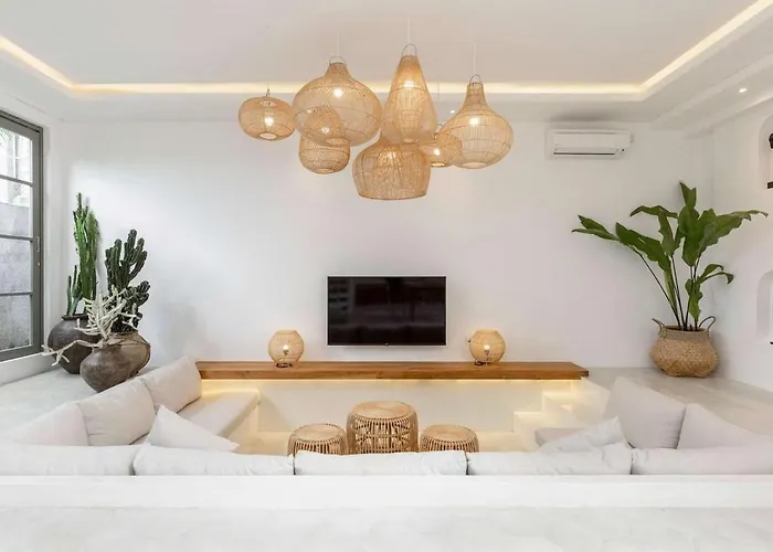 Aluna 3br In Parerenan, *